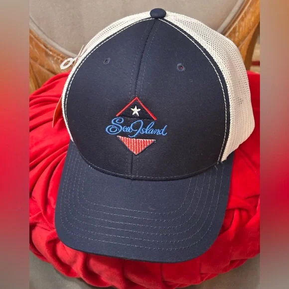 Navy and White Cap Sea Island baseball cap. NWT - Picture 1 of 9